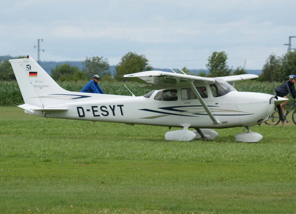 D-ESYT, Cessna F 172 S Skyhawk, 2009.07.19, EDMT, Tannheim (Tannkosh 2009), Germany