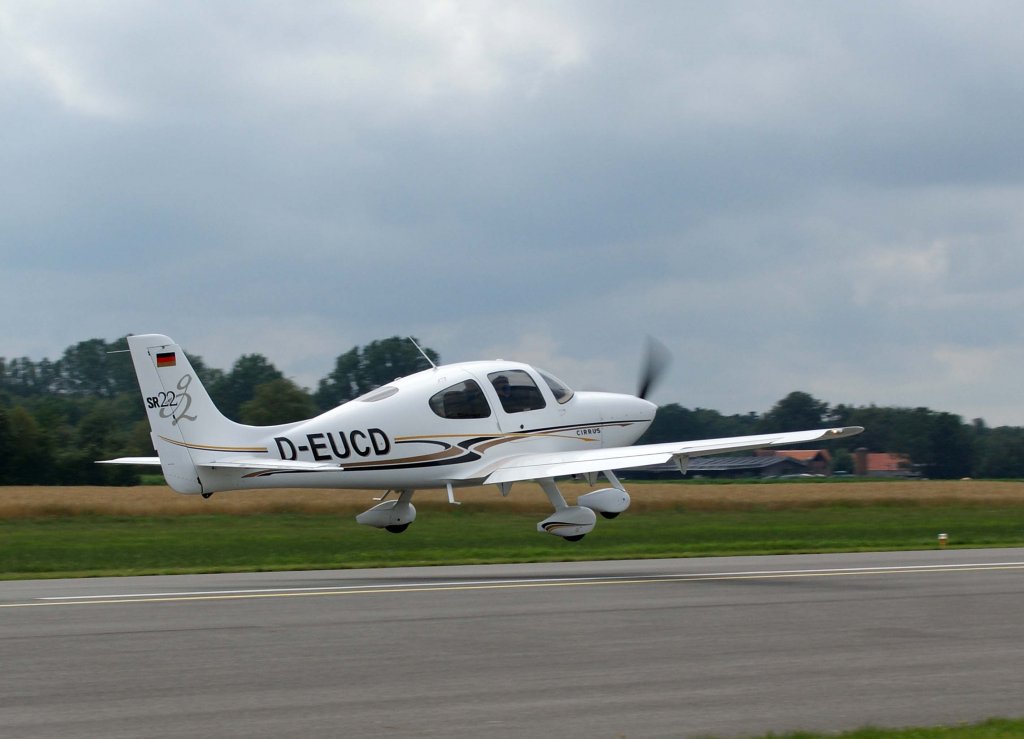 D-EUCD, Cirrus SR-22, 09.07.2011, EDLS, Stadtlohn-Vreden, Germany 

