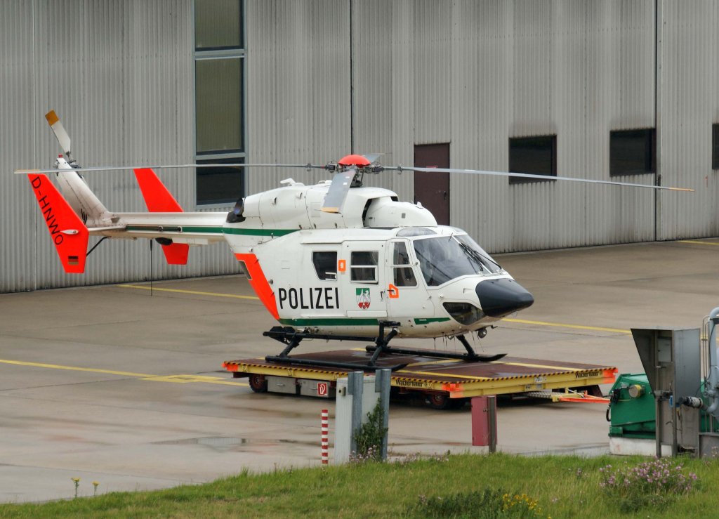 D-HNWO, Eurocopter BK-117 C-1, Polizei/Nordrhein Westfalen, 20.06.2011, DUS-EDDL, Dsseldorf, Germany

