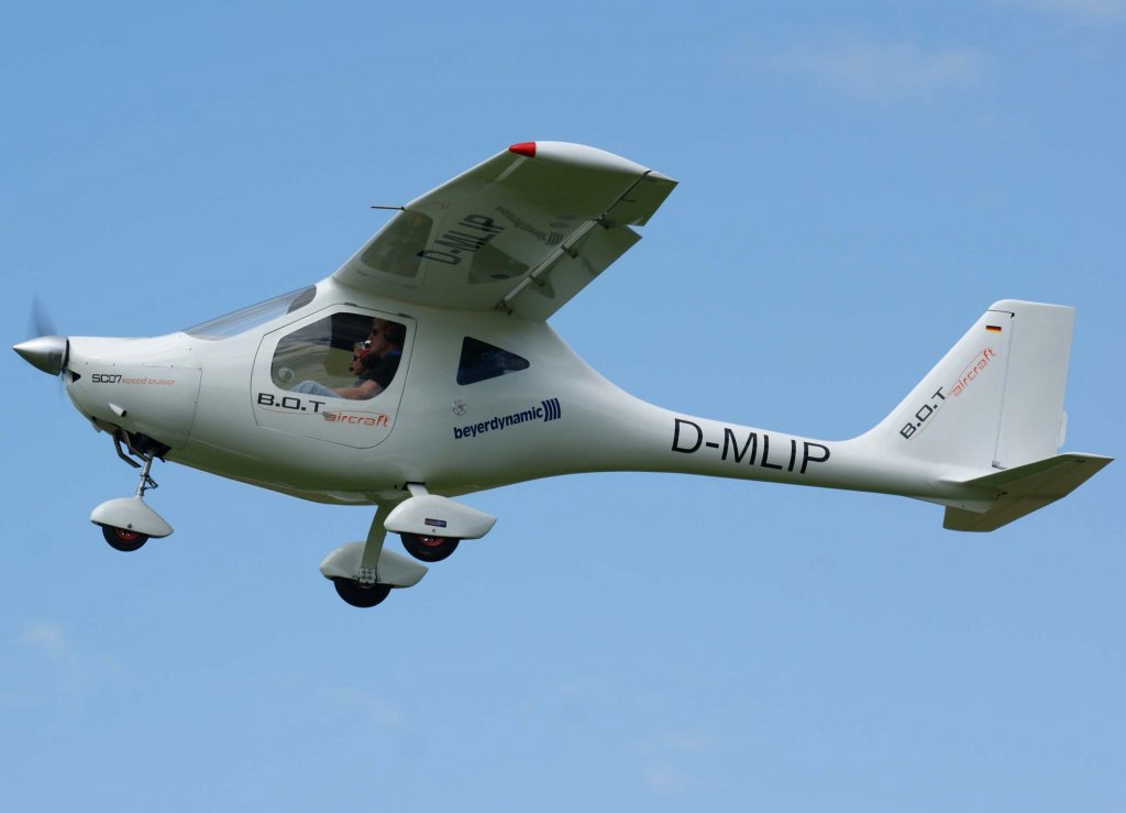 D-MLIP, BOT SC-07 Speed Cruiser, 2009.07.19, EDMT, Tannheim (Tannkosh 2009), Germany
