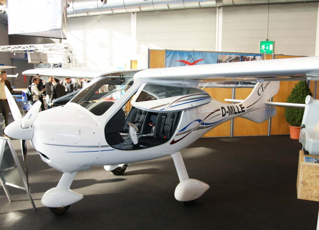 D-MLLE, Flight Design CT-Supralight, 2010.04.08, FDH-EDNY, Friedrichshafen (Aero 2010), Germany