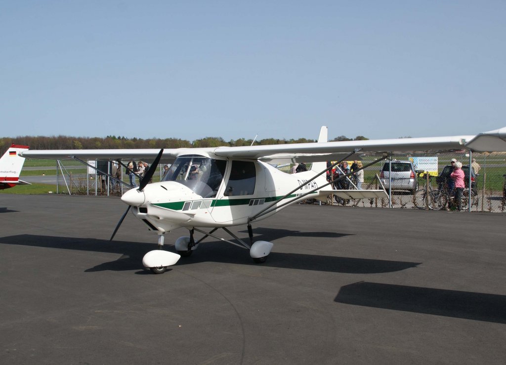 D-MPAH, Ikarus C-42 Cyclone, 10.04.2011, EDLD, Dinslaken Schwarze-Heide, Germany