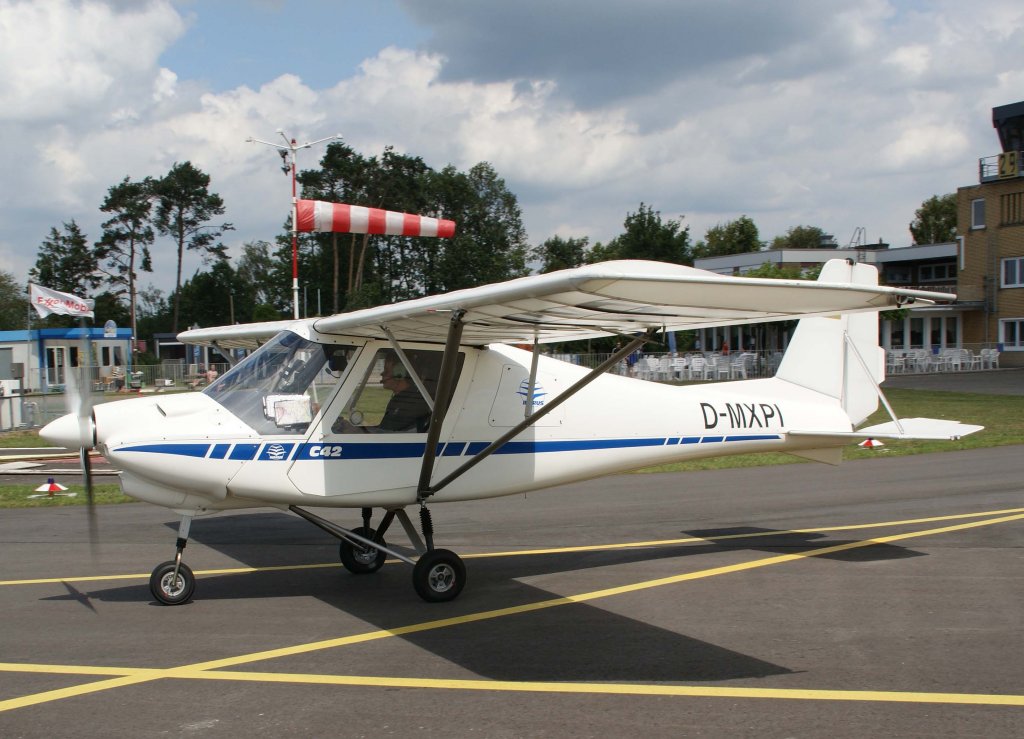 D-MXPI, Comco Ikarus C-42 Cyclone, 09.07.2011, EDLS, Stadtlohn-Vreden, Germany 

