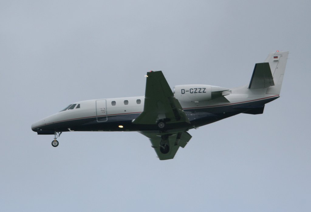 DC Aviation Cessna 560XL Citation D-CZZZ im Landeanflug in Berlin-Schnefeld am 07.06.2010