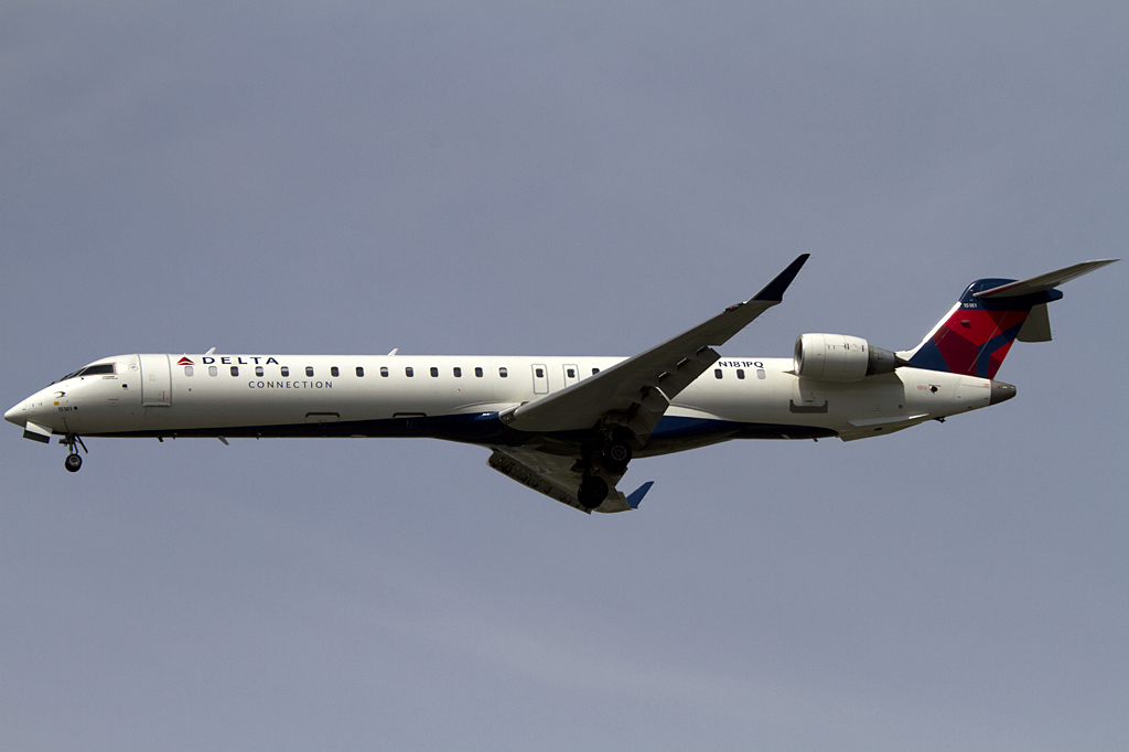 Delta Connection, N181PQ, Bombardier, CRJ-900LR, 25.08.2011, YUL, Montreal, Canada 



