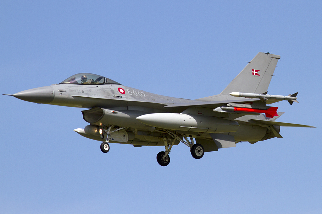 Denmark - Air Force, E-007, Sabca, F-16AM Fighting Falcon, 06.06.2010, EKSP, Skrydstrup, Denmark 


