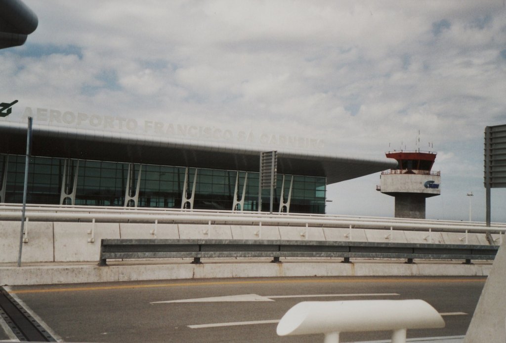 Der Flughafen Porto (10.06.2007)