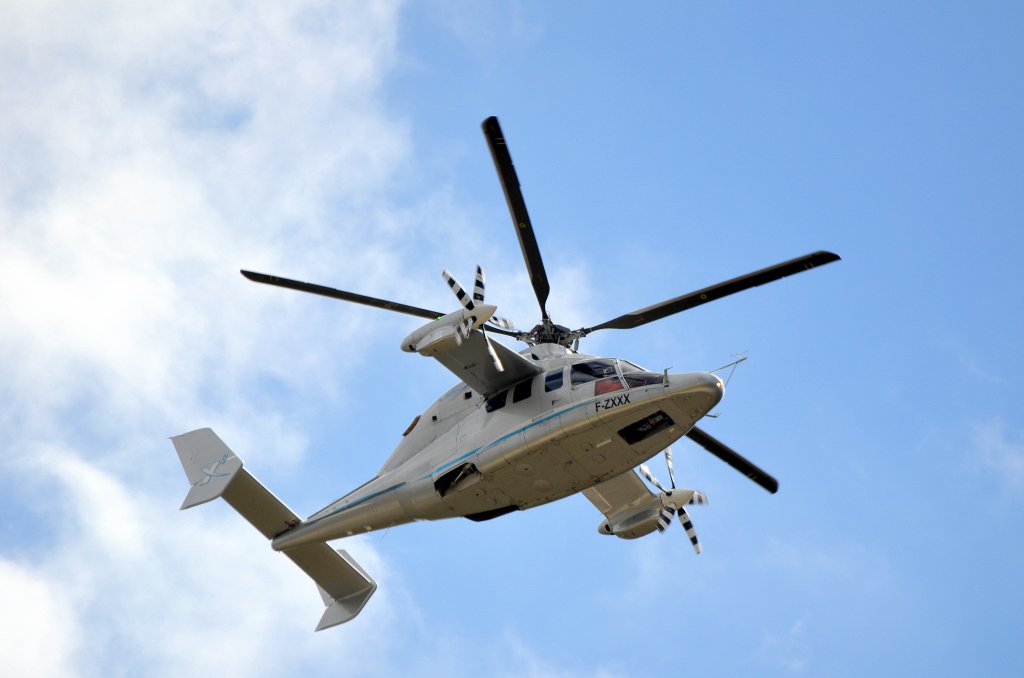 Der Highspeedhubschrauber X3 von Eurocopter vereint die Vorzge von Rotor-und Propellerflugzeug.Aufgenommen am 15.09.12 auf der ILA Berlin.