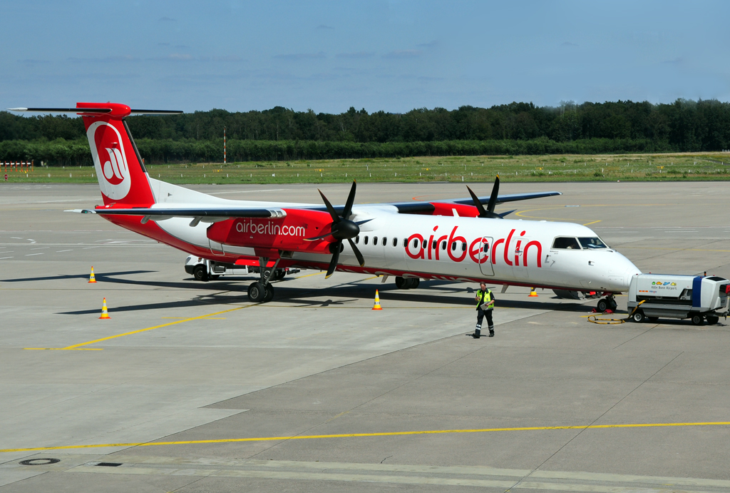 DHC-8-402 Q Dash 8 D-ABQH der Air Berlin auf Parkposition in Kln-Bonn - 12.08.2012