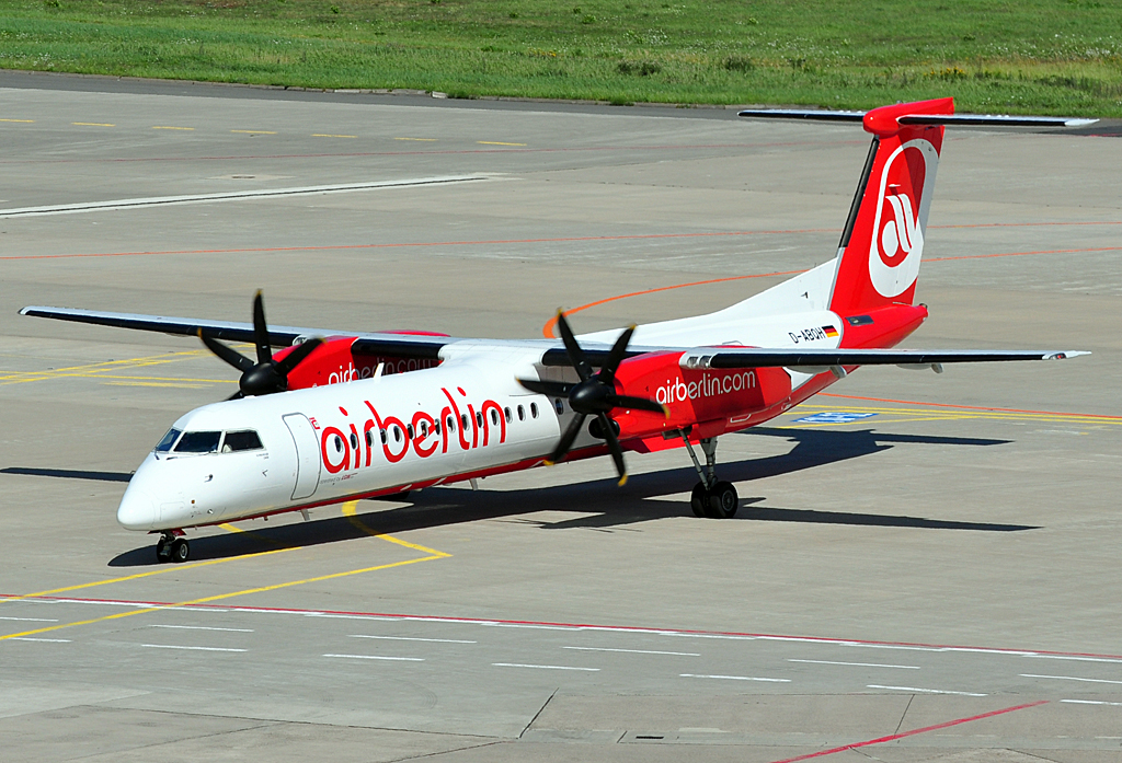 DHC 8-402Q Dash8 D-ABQH der AirBerlin taxy at CGN - 12.08.2012