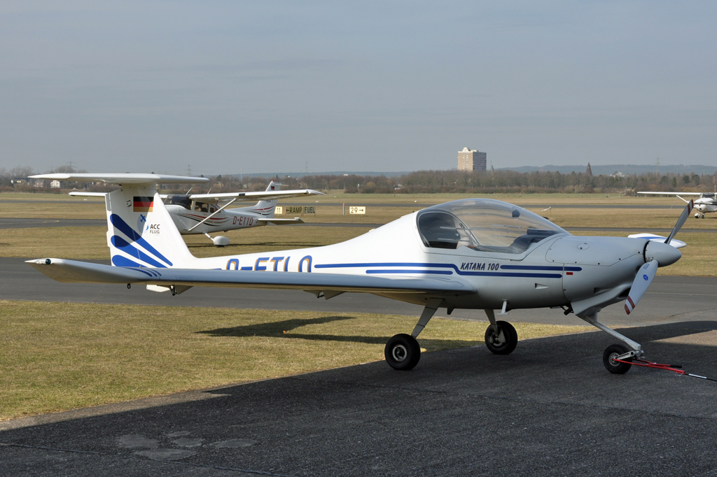 Diamond DV-20 Katana 100, D-ETLO in Bonn-Hangelar- 06.03.2013