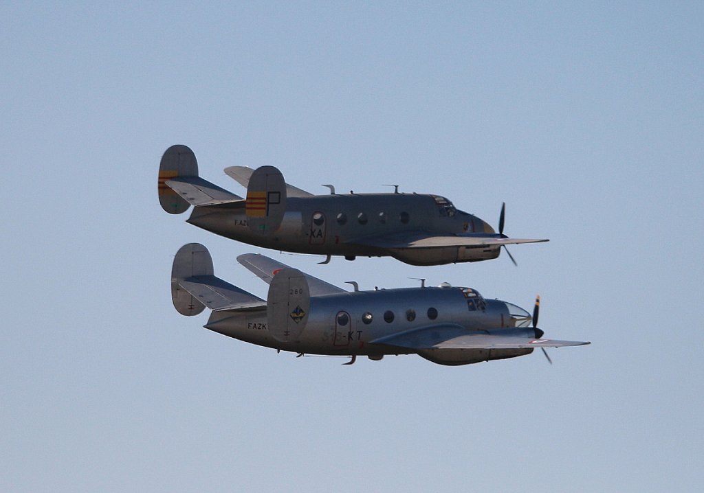 Die Flamant Formation F-AZGE und F-AZKT beim berflug whrend der Flugvorfhrung auf der ILA 2012 am 14.09.2012