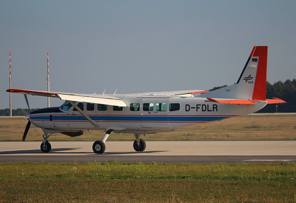 DLR Flugbetriebe Cessna 208B Grand Caravan D-FDLR am 16.09.2012 auf der ILA 2012