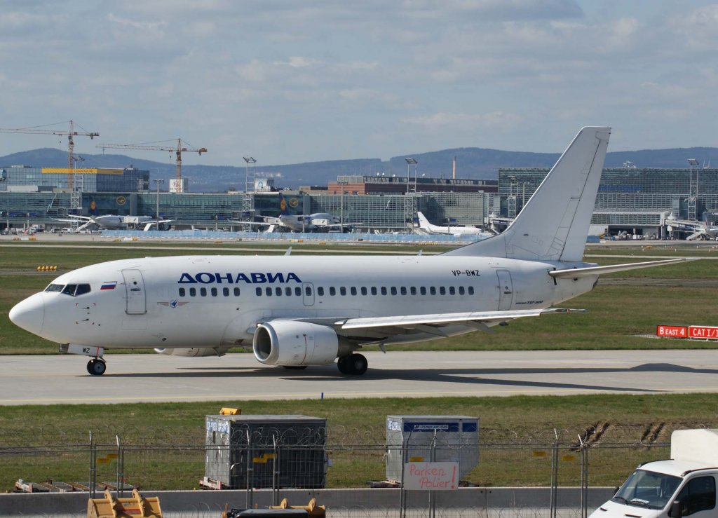 Donavia, VP-BWZ, Boeing 737-500, 2010.04.10, FRA, Frankfurt, Germany