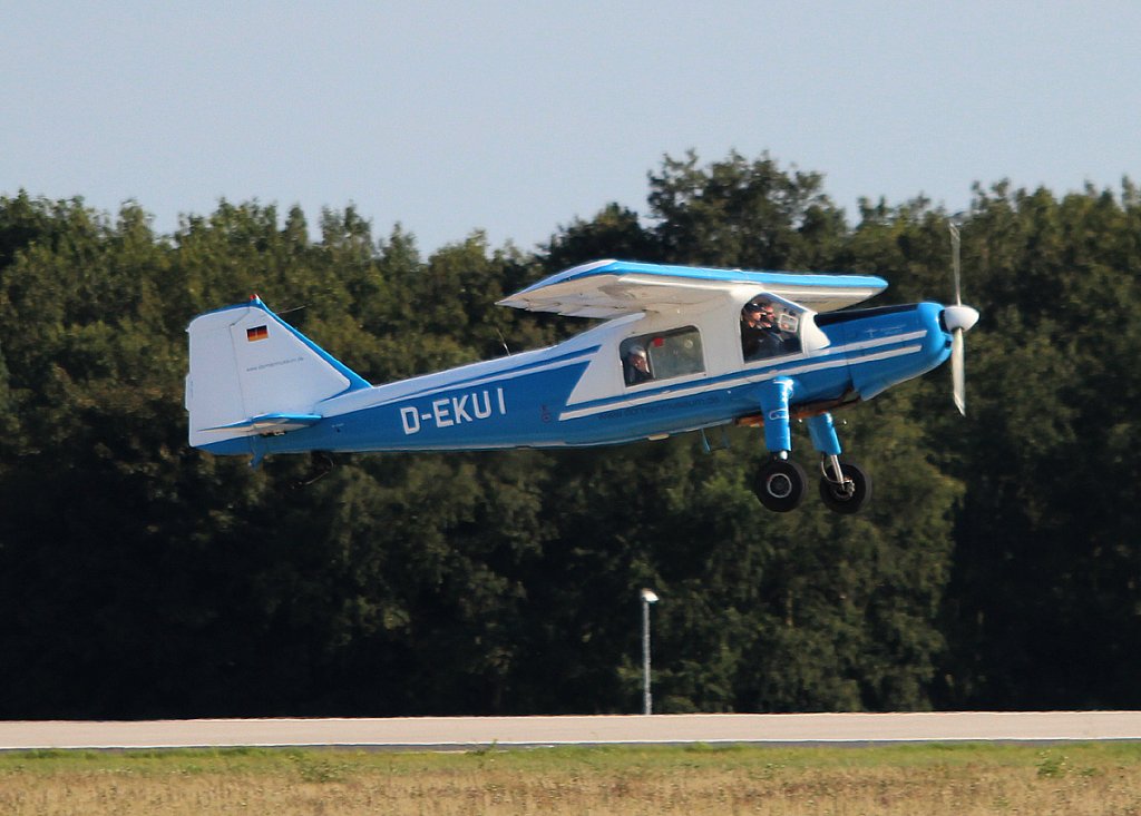 Dornier Museum Dornier Do-27 D-EKUI beim Start auf der ILA 2012 am 16.09.2012