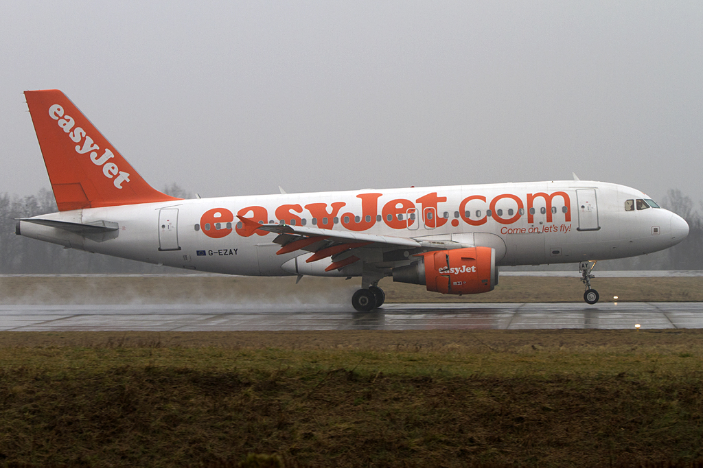 Easy Jet, G-EZAY, Airbus, A319-111, 20.02.2011, BSL, Basel, Switzerland 




