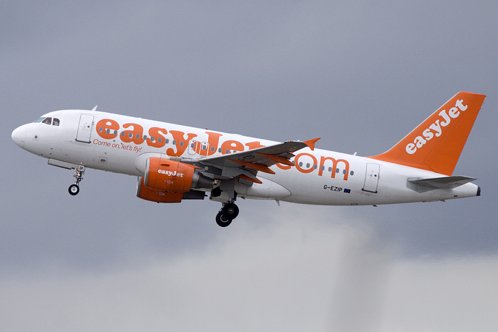 Easy Jet, G-EZIP, Airbus, A319-111, 05.04.2010, ZRH, Zuerich, Switzerland


