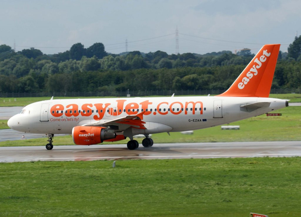 EasyJet, G-EEZA, Airbus A 319-100, 2010.08.28, DUS-EDDL, Dsseldorf, Germany 

