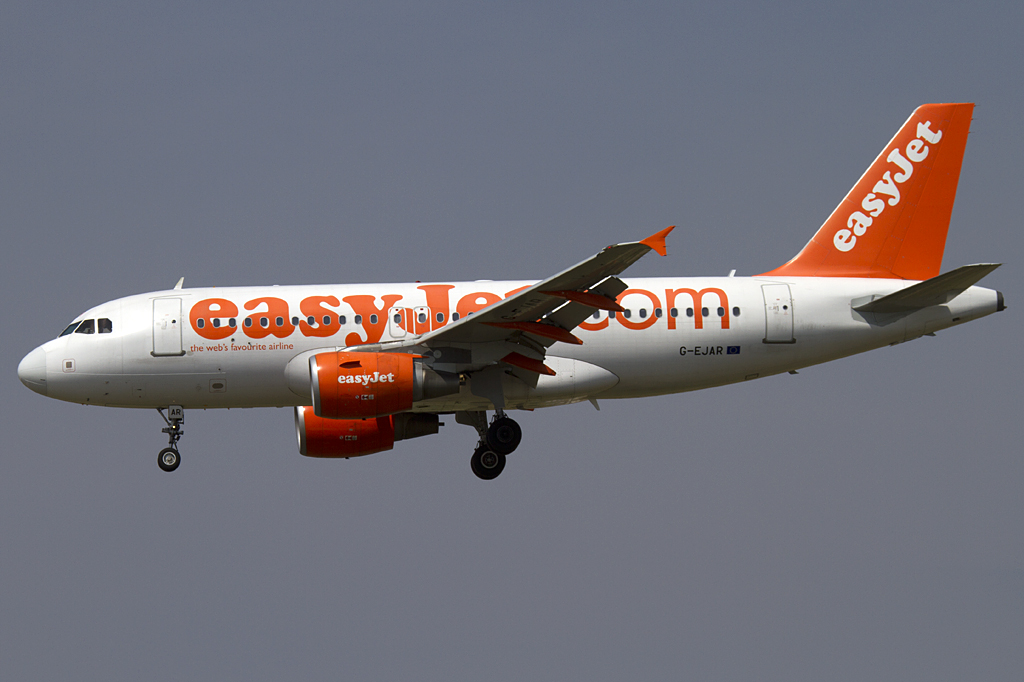 EasyJet, G-EJAR, Airbus, A319-111, 06.09.2010, BCN, Barcelona, Spain 




