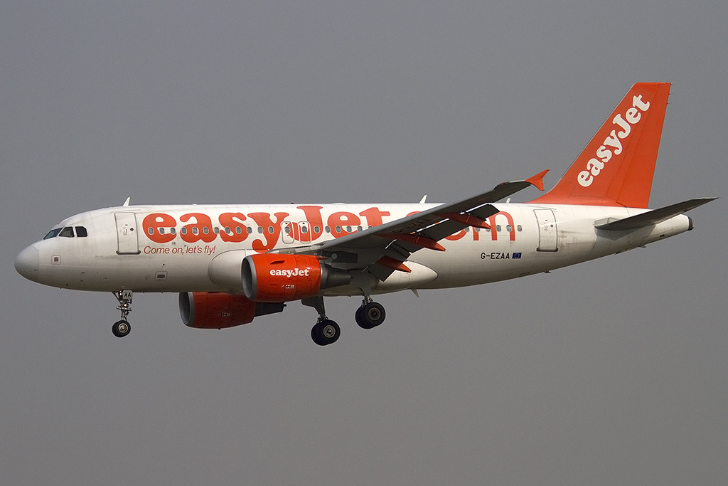 EasyJet, G-EZAA, Airbus, A319-111, 08.09.2012, BCN, Barcelona, Spain


