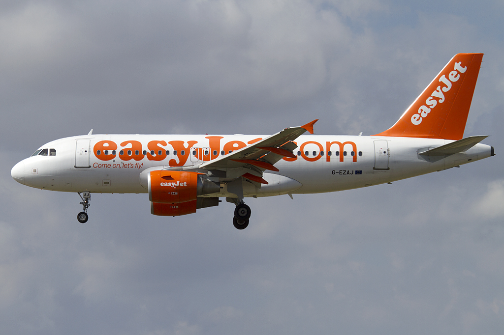 EasyJet, G-EZAJ, Airbus, A319-111, 10.09.2010, BCN, Barcelona, Spain 




