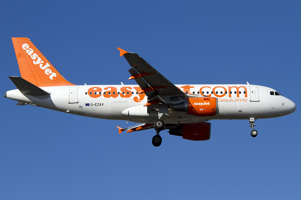 EasyJet, G-EZAV, Airbus, A319-111, 14.01.2012, GVA, Geneve, Switzerland 




