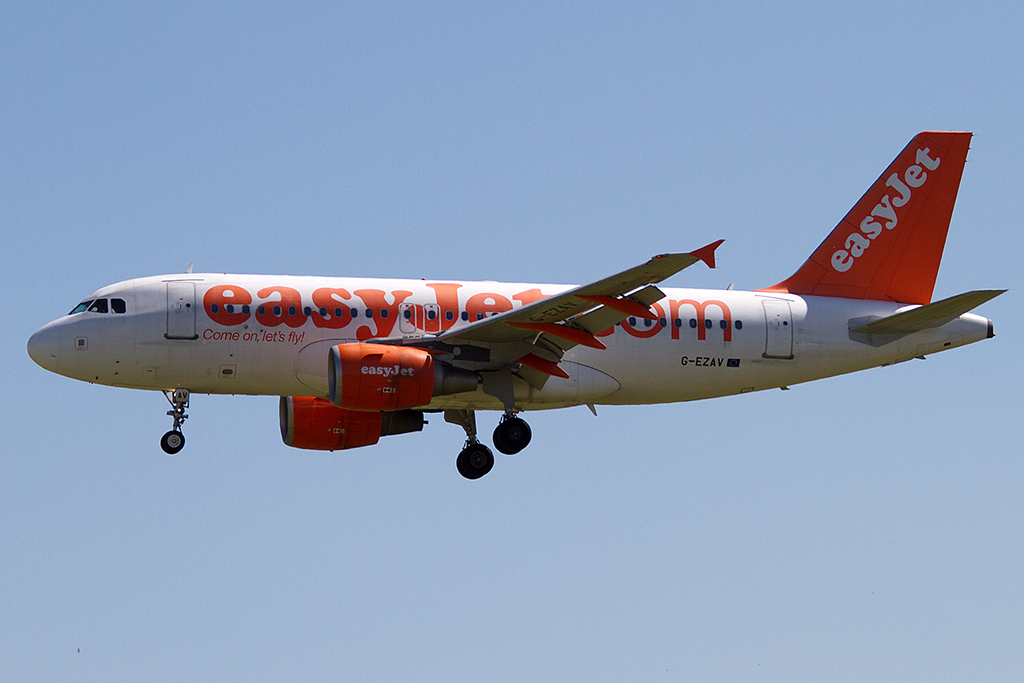 EasyJet, G-EZAV, Airbus, A319-111, 16.05.2012, TLS, Toulouse, France



