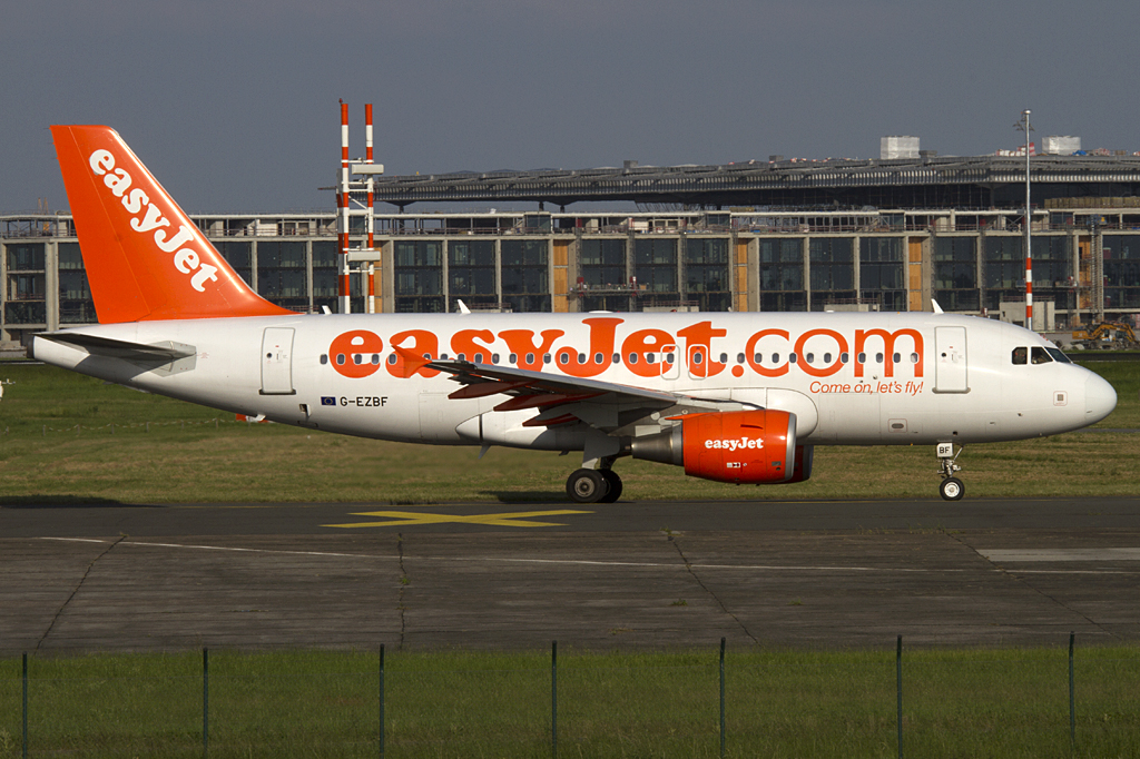 EasyJet, G-EZBF, Airbus, A319-111, 08.06.2010, SXF, Berlin-Schnefeld, Germany 


