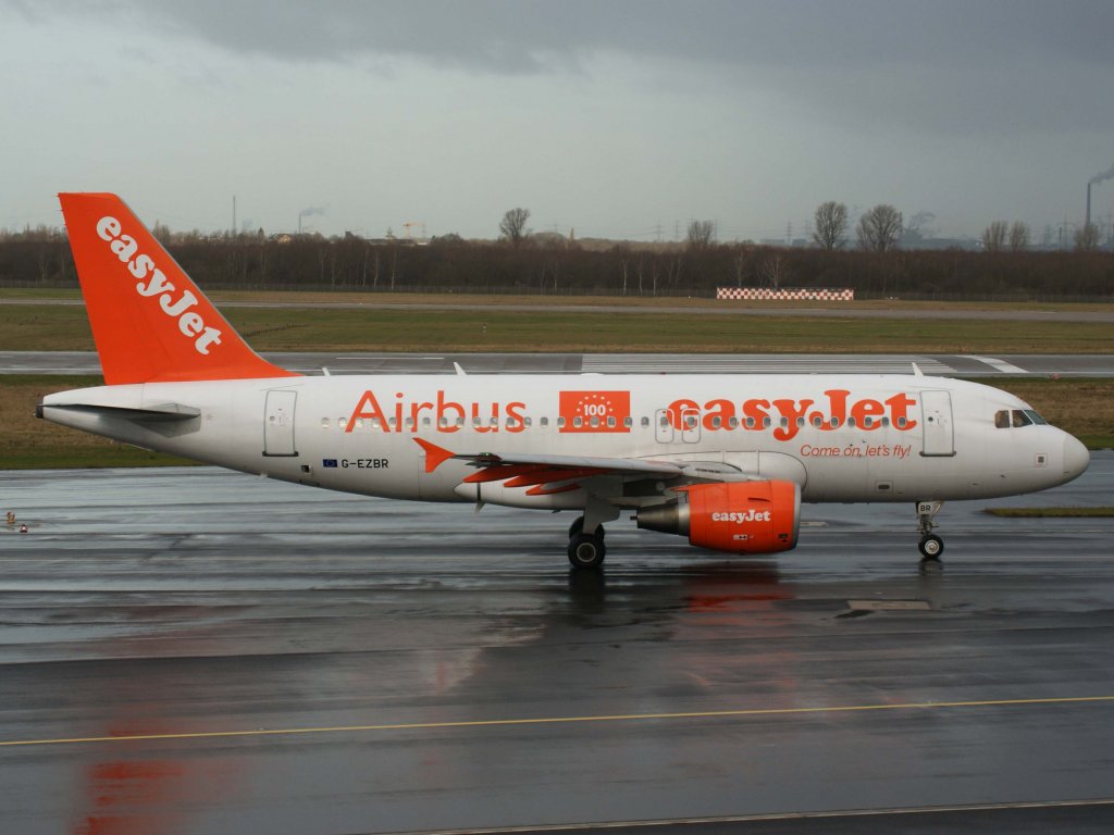 EasyJet, G-EZBR  100-th Airbus , Airbus, A 319-100, 06.01.2012, DUS-EDDL, Dsseldorf, Germany