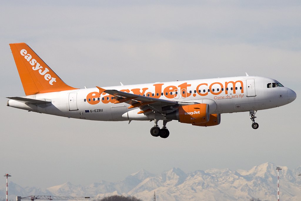 EasyJet, G-EZBU, Airbus, A319-111, 27.02.2010, MXP, Mailand, Italy

