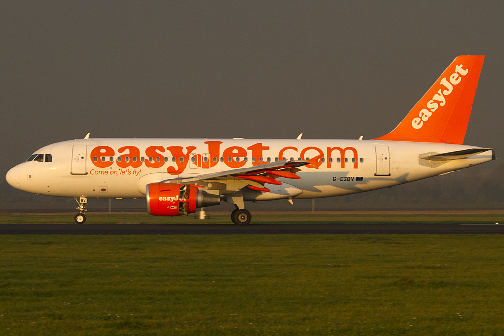 EasyJet, G-EZBV, Airbus, A319-111, 29.10.2011, AMS, Amsterdam, Netherlands


