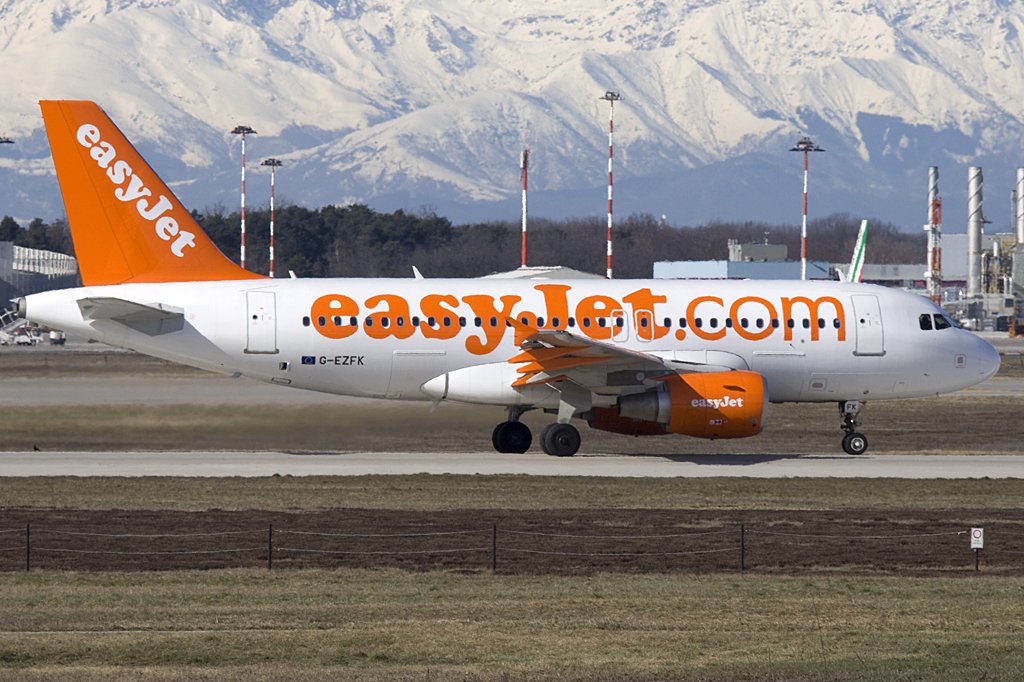 EasyJet, G-EZFK, Airbus, A319-111, 27.02.2010, MXP, Mailand, Italy 

