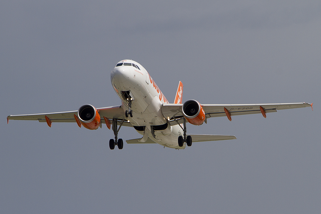 EasyJet, G-EZGG, Airbus, A319-111, 12.07.2012, BSL, Basel, Switzerland 



