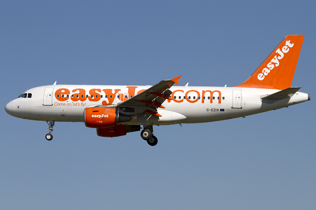 EasyJet, G-EZIV, Airbus, A319-111, 19.09.2010, BCN, Barcelona, Spain


