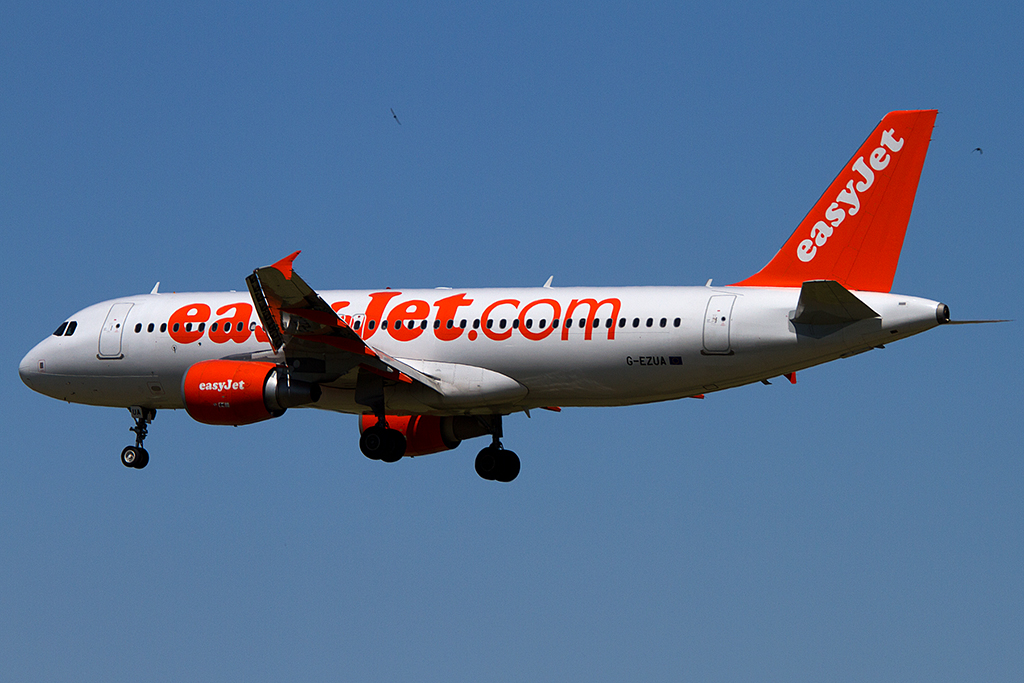 EasyJet, G-EZUA, Airbus, A320-214, 16.05.2012, TLS, Toulouse, France 




