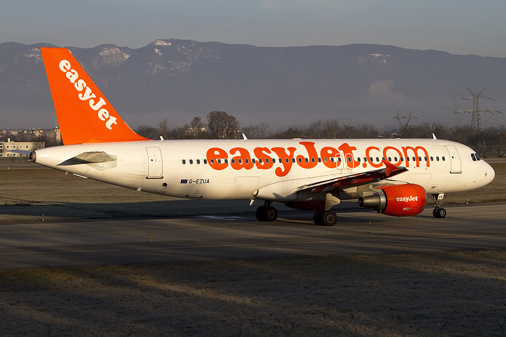 EasyJet, G-EZUA, Airbus, A320-214, 29.12.2012, GVA, Geneve, Switzerland 


