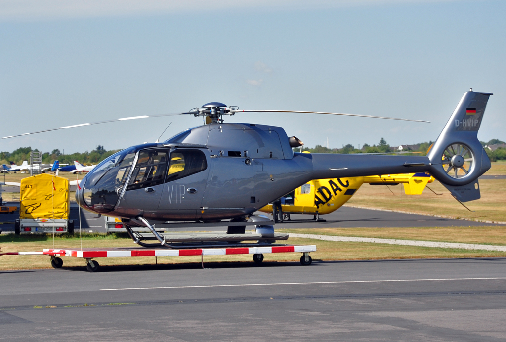 EC 120 B Colibri D-HVIP auf dem Transportwagen in Bonn-Hangelar - 23.08.2012
