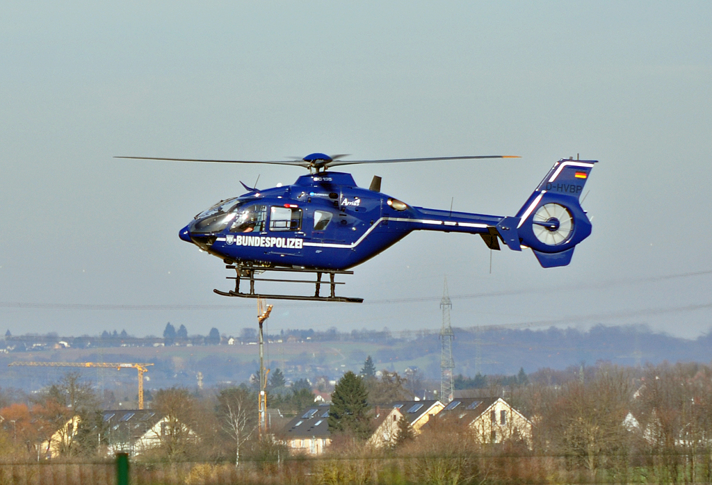 EC-135 D-HVBP, Bundespolizei, bei Schulungsflgen in Bonn-Hangelar, 09.02.2011