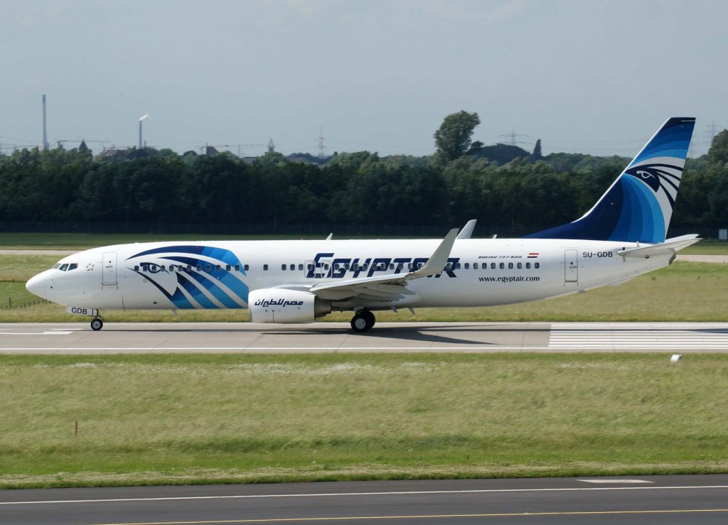Egypt Air, SU-GDB, Boeing 737-800 WL (neue EgyptAir-Lackierung), 2010.06.11, DUS-EDDL, Dsseldorf, Germany 

