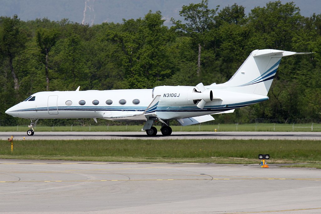 Elite Air, N310GJ, Gulfstream, G450, 08.05.2010, GVA, Geneve, Switzerland



