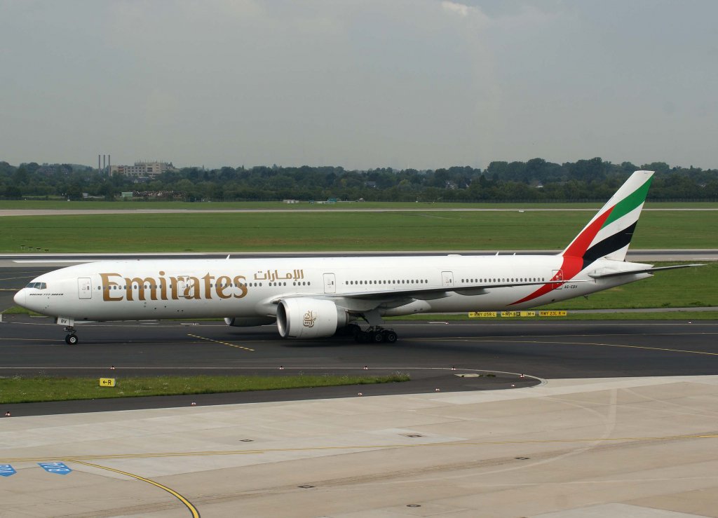 Emirates , A6-EBV, Boeing 777-300 ER, 28.07.2011, DUS-EDDL, Düsseldorf, Germany 

