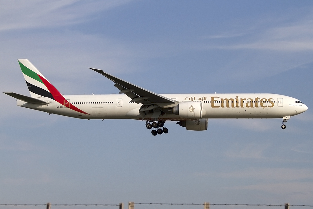Emirates, A6-EBZ, Boeing, B777-31H-ER, 25.07.2013, DUS, Dsseldorf, Germany



