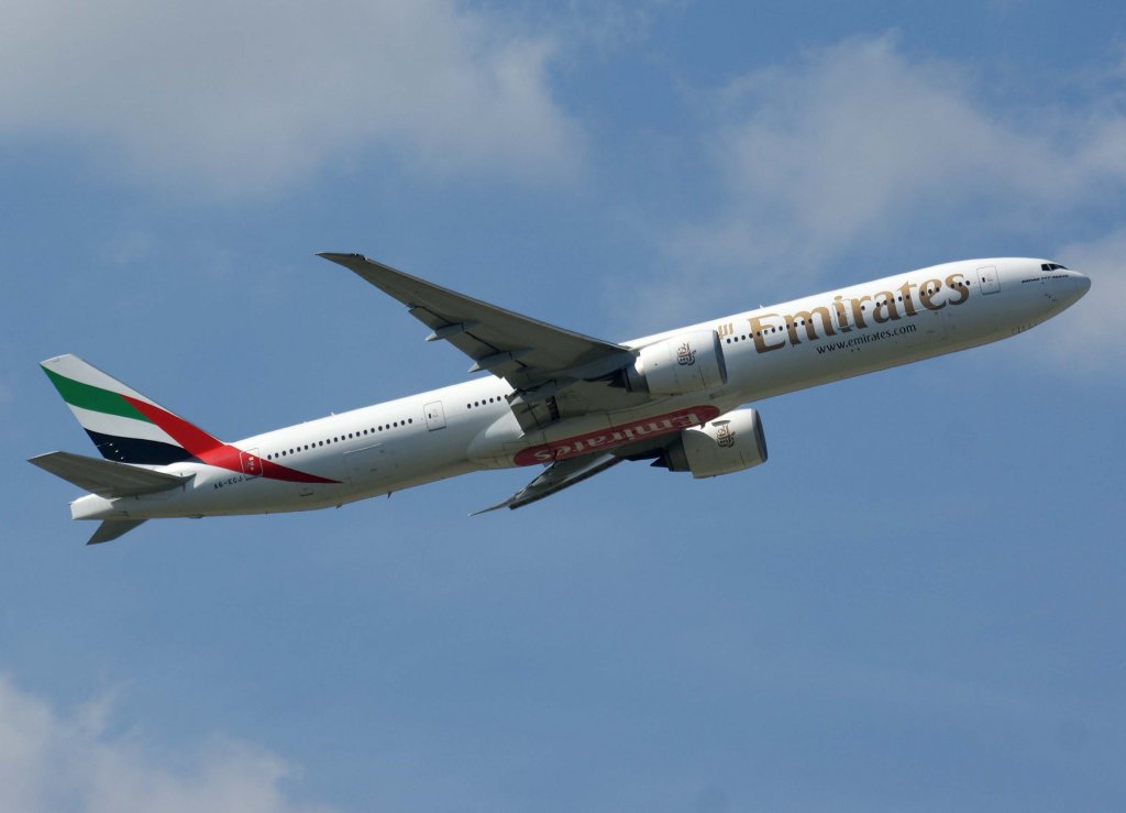 Emirates, A6-ECJ, Boeing 777-300 ER, 02.08.2011, FRA-EDDF, Frankfurt, Germany

