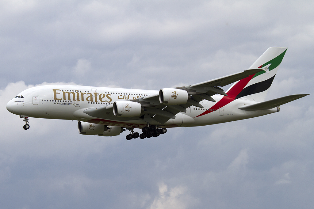 Emirates, A6-EDL, Airbus, A380-861, 28.08.2010, CDG, Paris, France 




