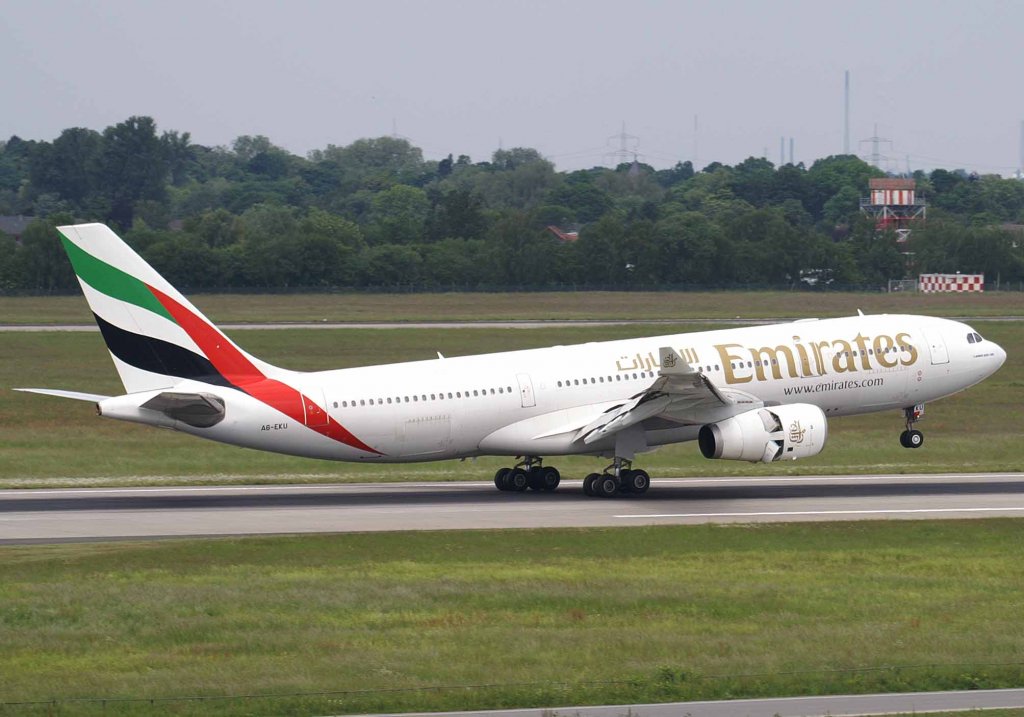 Emirates, A6-EKU, Airbus A 330-200, 2008.05.22, DUS, Dsseldorf, Germany