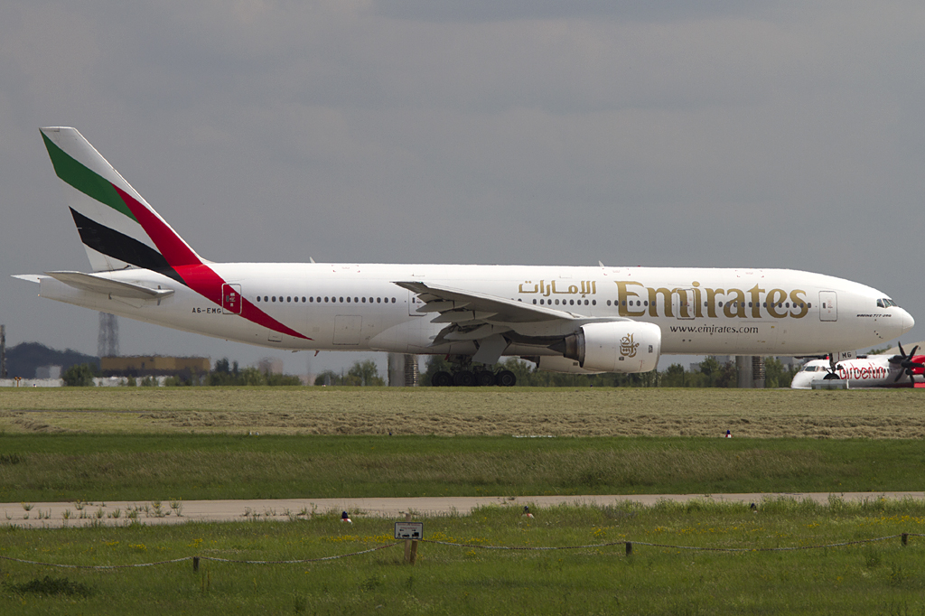 Emirates Airlines, A6-EMG, Boeing, B777-21H-ER, 07.07.2011, DUS, Duesseldorf, Germany



