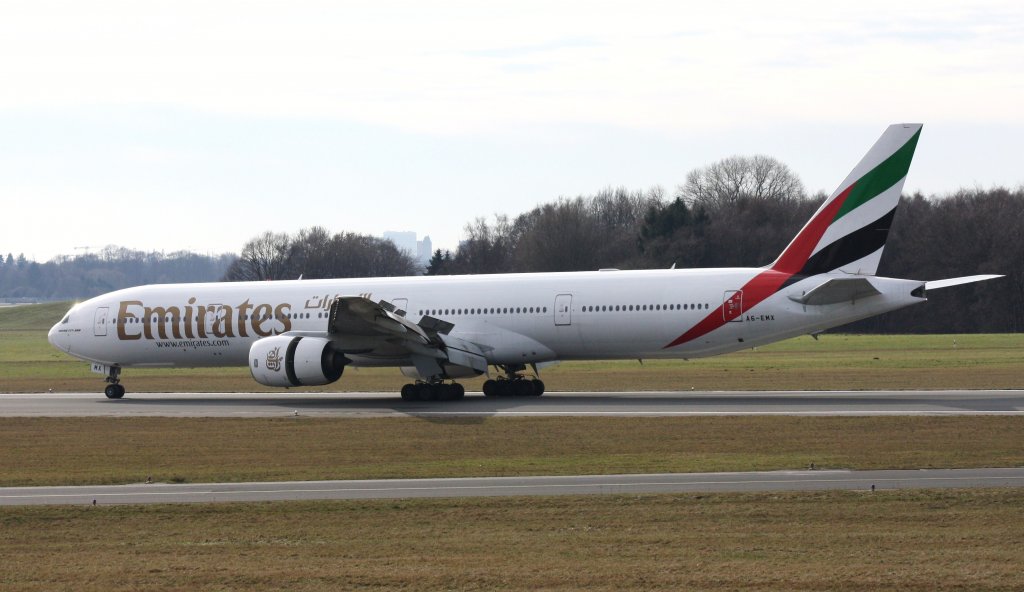 Emirates,A6-EMX,Boeing 777-31H,12.02.2011,HAM-EDDH,Hamburg,Germany