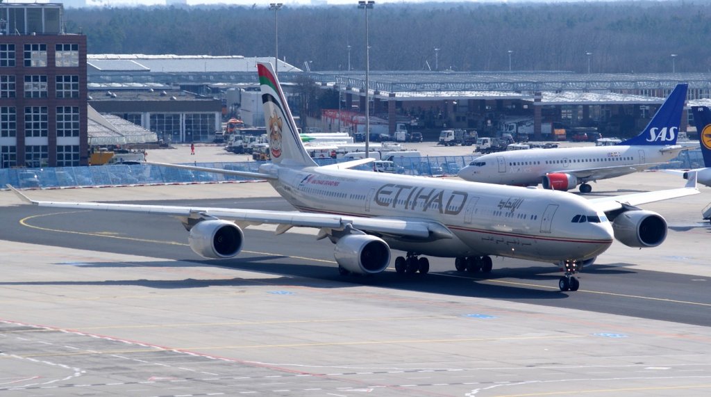 Etihad Airways A340-500 A6-EHD FRA 02.04.13