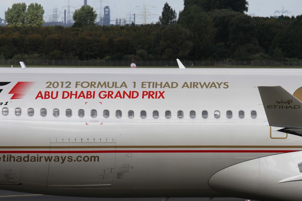 Etihad Airways, A6-AFD, Airbus, A 330-300 (F1-Sticker Abu Dhabi GP'12), 22.09.2012, DUS-EDDL, Dsseldorf, Germany