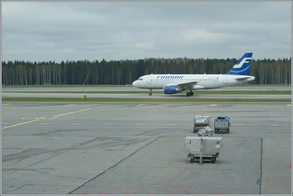 Finnair Airbus A-319 in Helsinki Vantaa.
11. Mai 2012